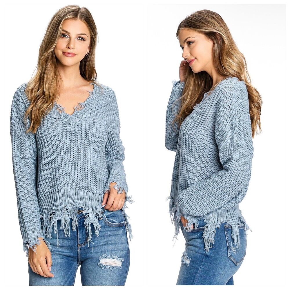 Love Tree | Dusty Blue Distressed Cropped Knit V Neck Sweater Size Small